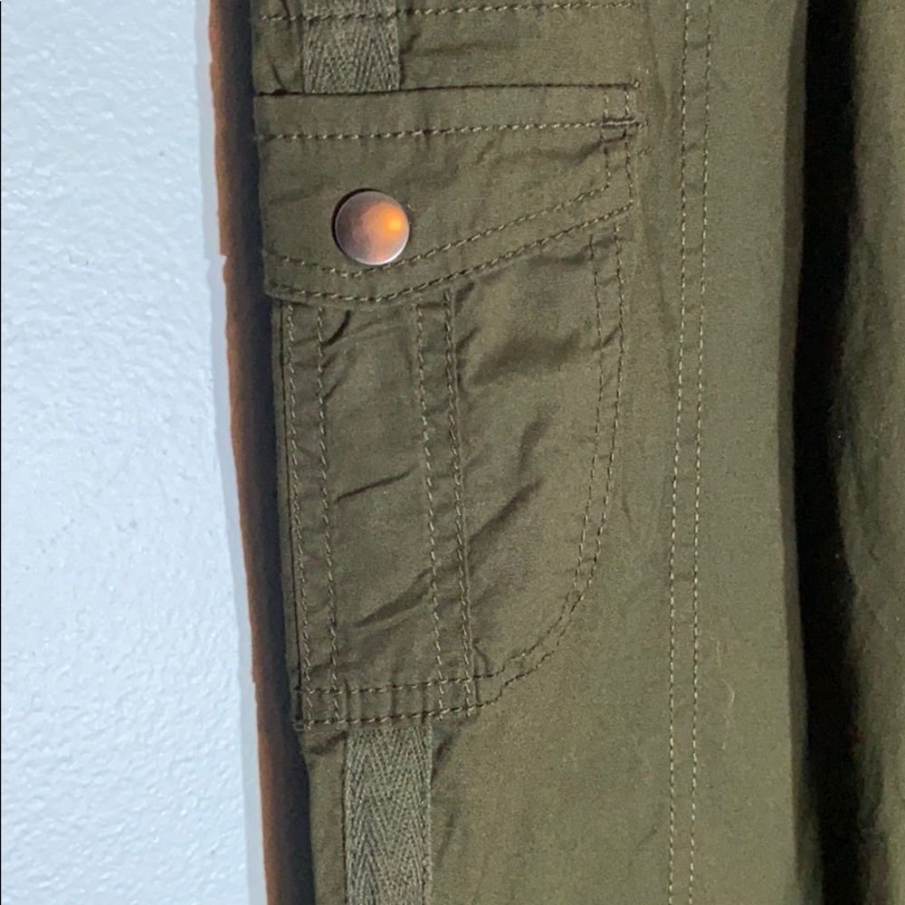 NWT Style & Co Mid Rise Convertible Leg Army Green - Picture 4 of 6